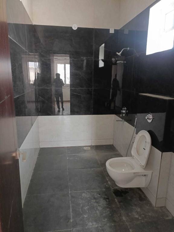  estrella kuber Bathroom