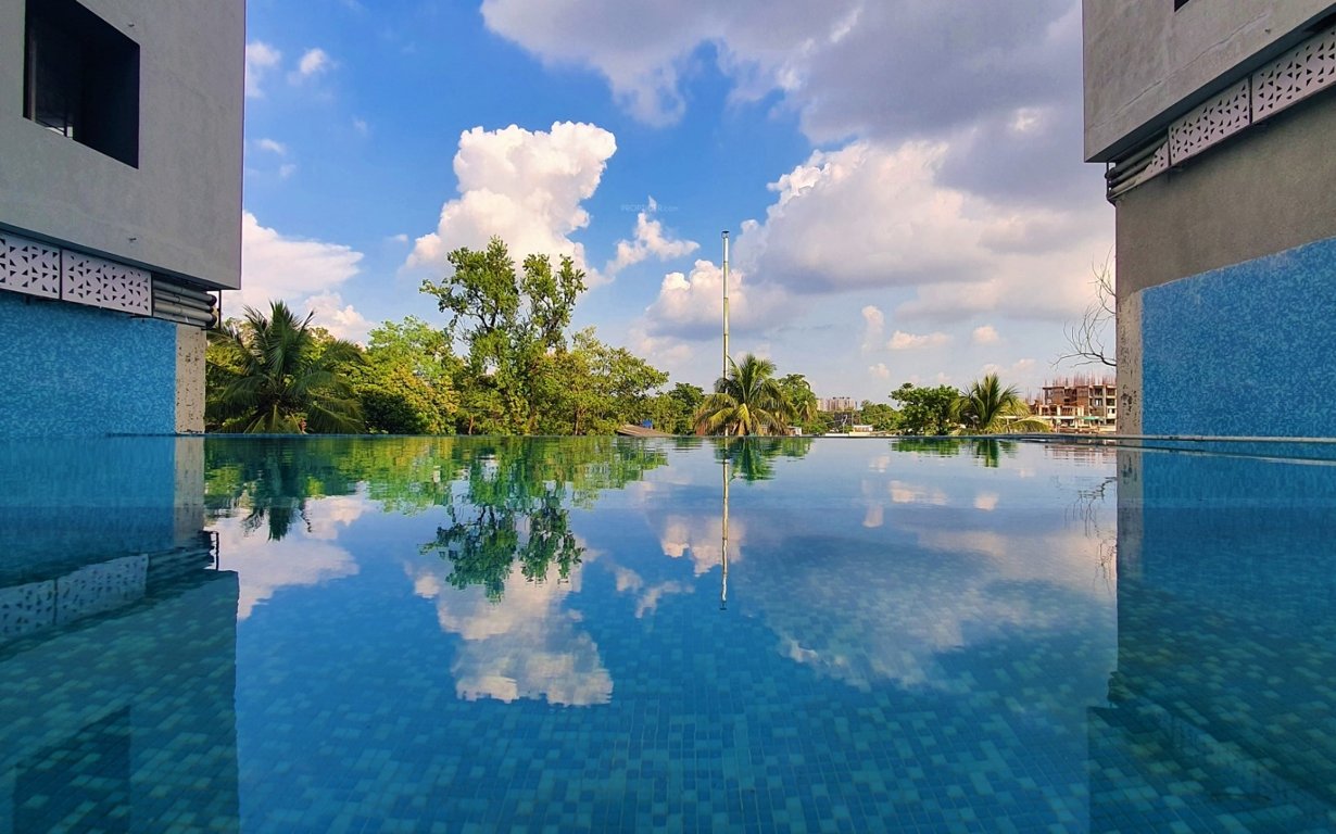  mayfair paradise Swimming Pool