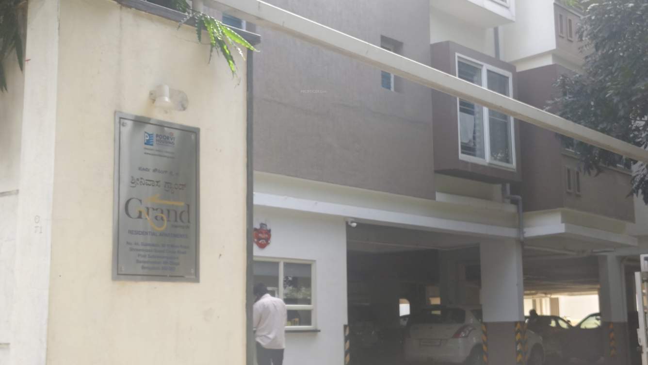  srinivasa grand Car Parking