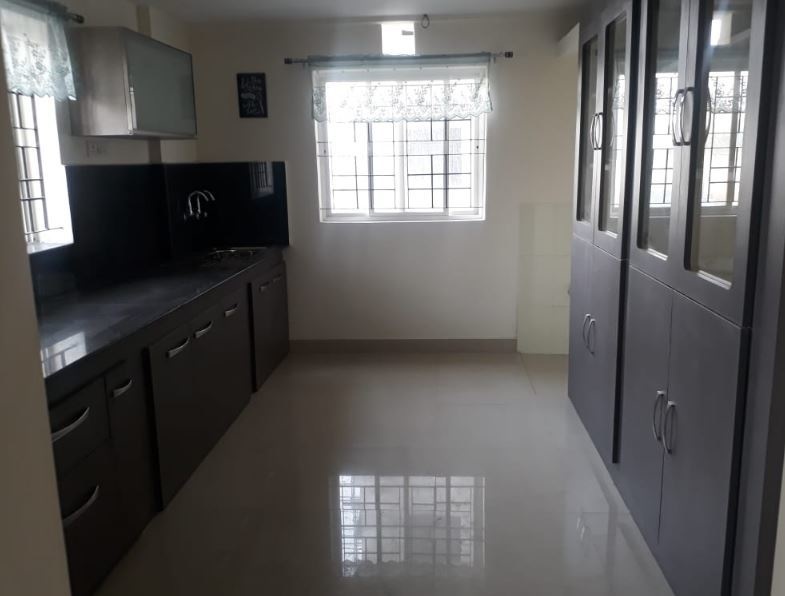  sterling heights Kitchen