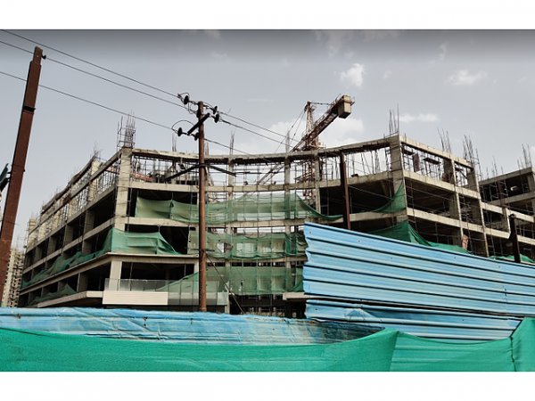 One33 Construction Status July-19 constructionStatus of Paras One 33