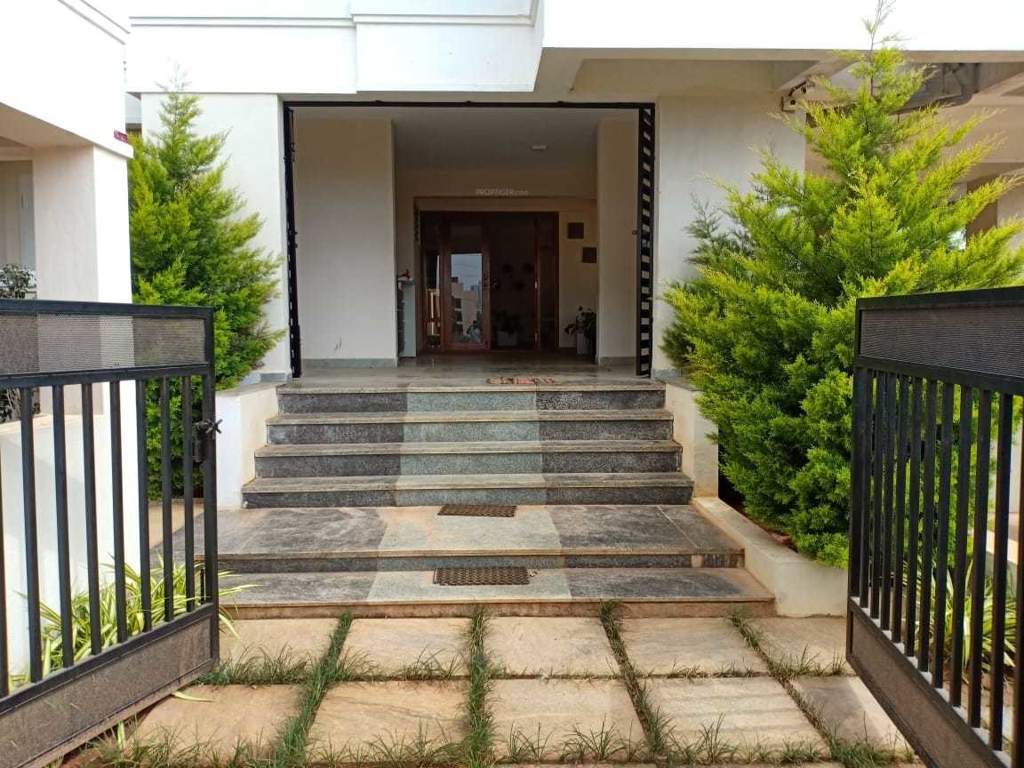 woodstock Entrance Lobby