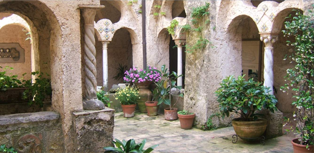  courtyard Images for Amenities of XS Courtyard