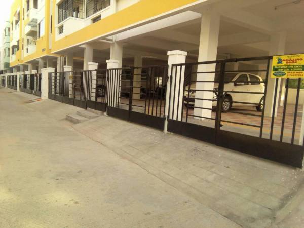 Images for Amenities of NewCrest Castle