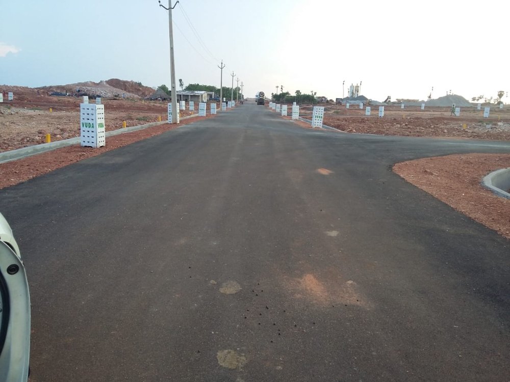  hills Internal Roads