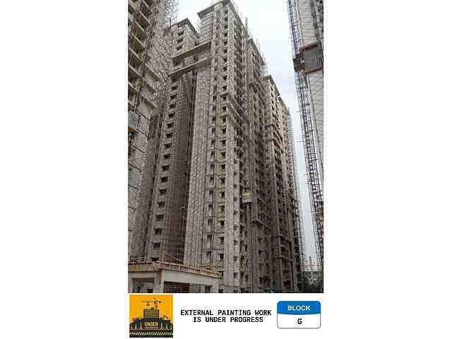 Aparna Sarovar Zenith
