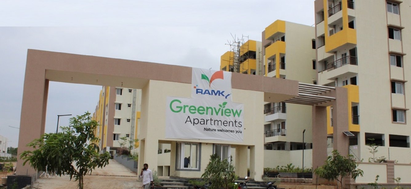  greenview apartments Gated Community