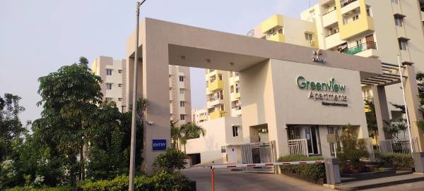  greenview-apartments Gated Community
