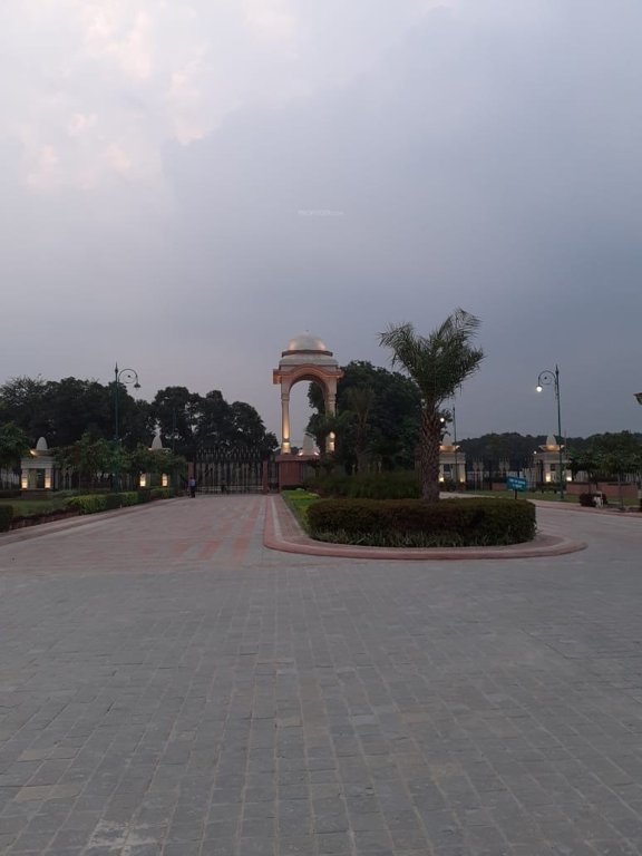  regalia villa Internal Roads & Footpaths