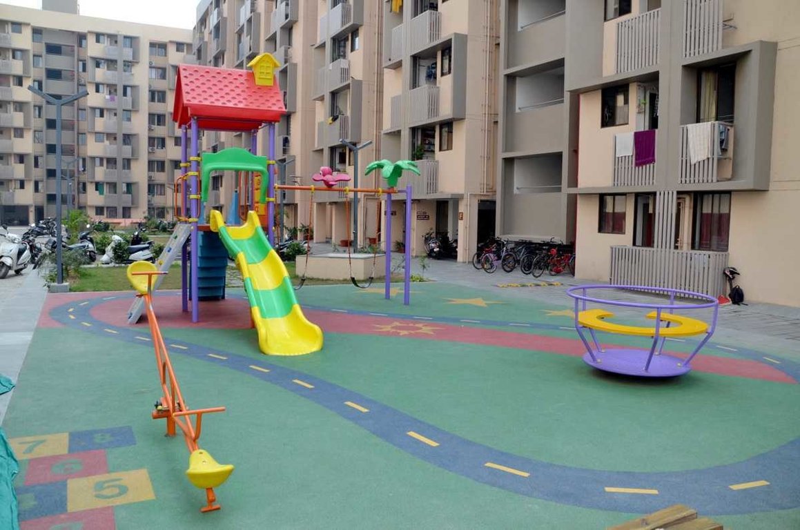  samyaka Children's play area