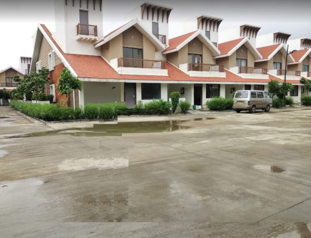  lake city Internal Roads & Footpaths