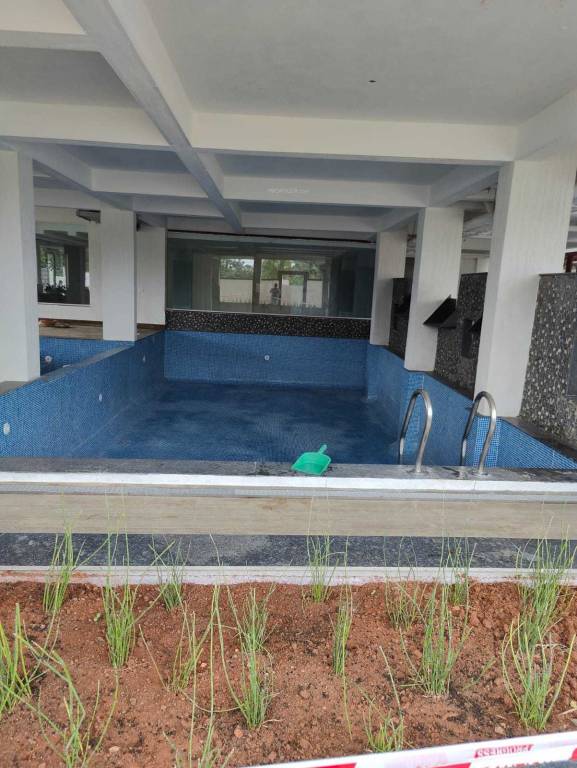  sonata Swimming Pool