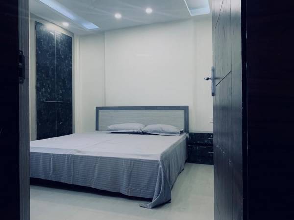 mainOther of Baron Sonarbhoomi