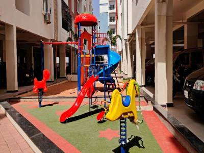 Children's play area poe-tree Children's play area