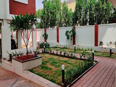 Landscaped Gardens poe-tree Landscaped Gardens