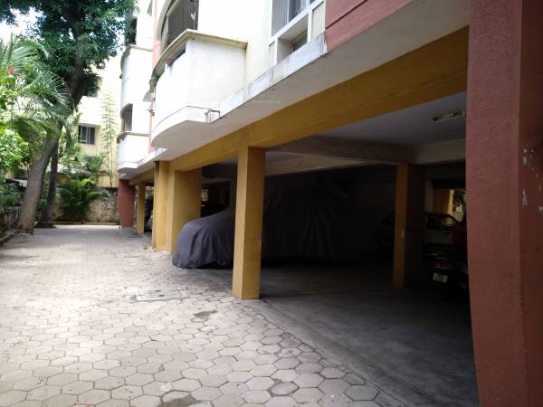  manoranjitham Car Parking