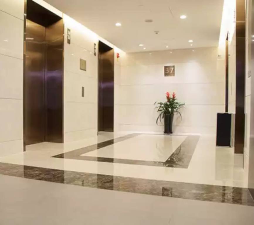  estate Lift Available