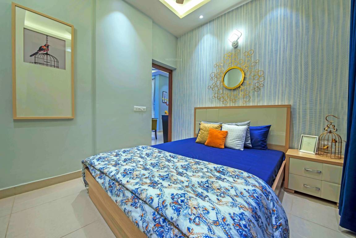 Images for Main Other of Merlin Gangotri