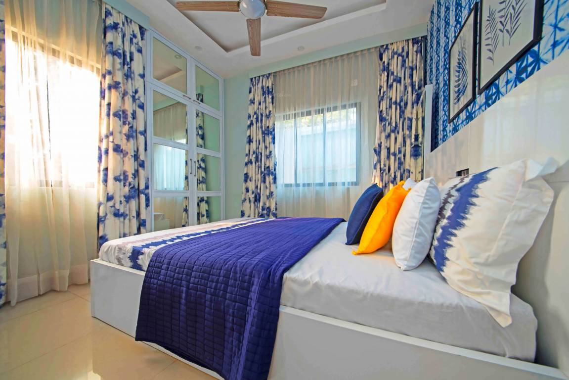 Images for Main Other of Merlin Gangotri