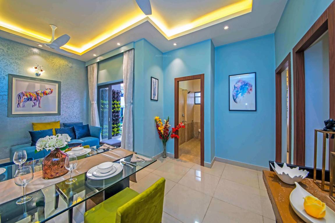 Images for Main Other of Merlin Gangotri