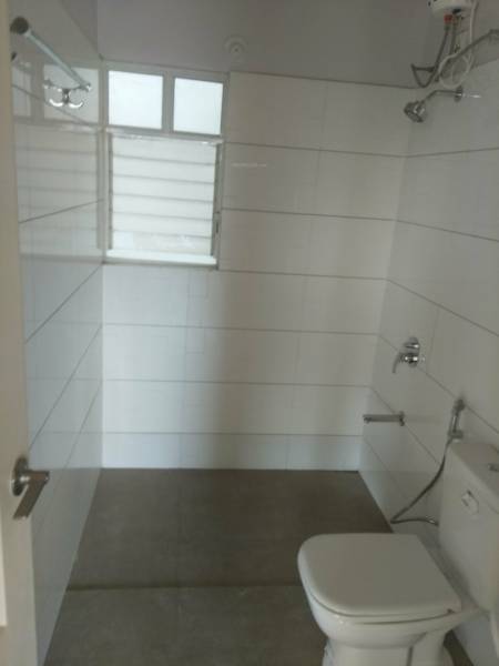  picasso-phase-ii Bathroom