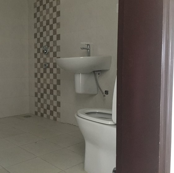  solitaire-b Bathroom