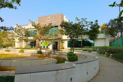  ganga-glitz-f-bldg Others