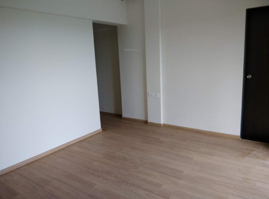  hillcrest b wing Living Area