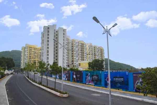  la-montana-phase-iii Elevation