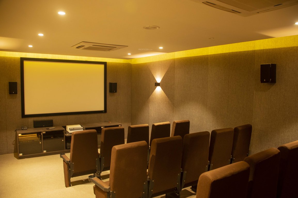  la montana phase iii Amphitheater