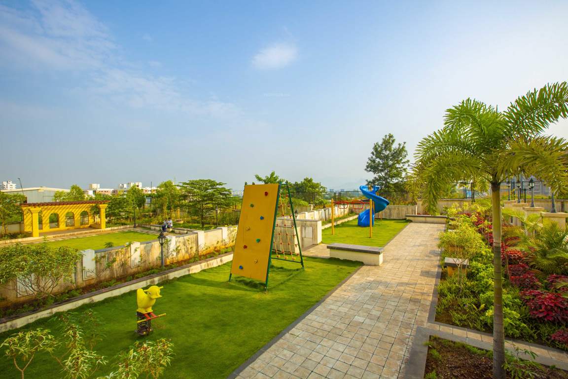  la montana phase iii Children's play area