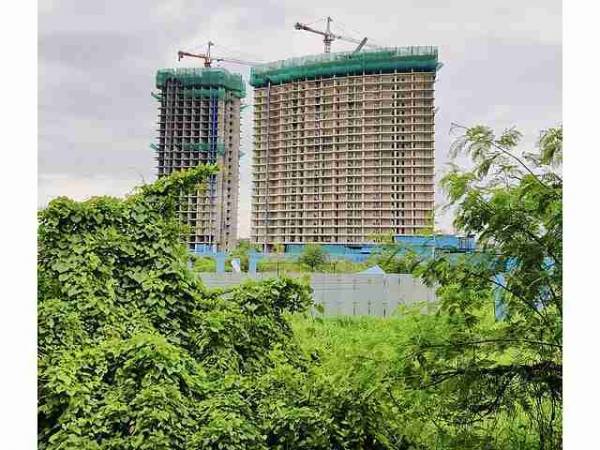 constructionStatus of Marathon Nexworld Aura 2