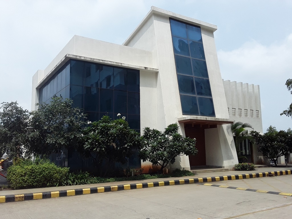  hallmark phase 1 Club House