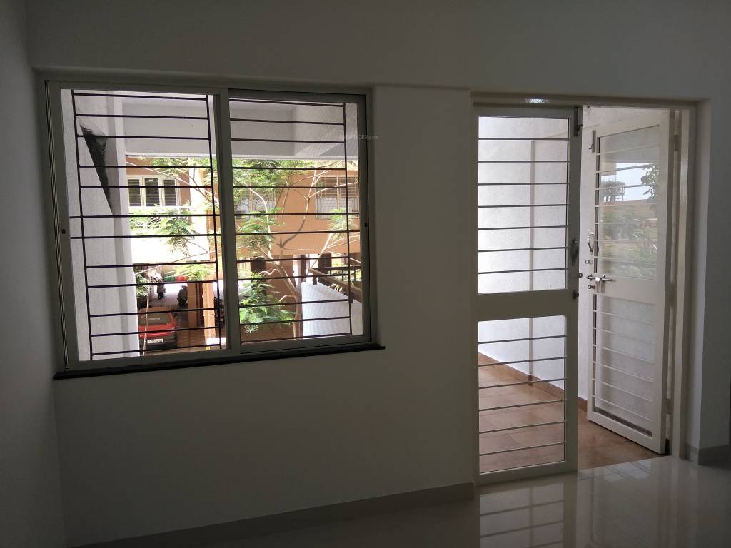  shruberry c and e Living Area