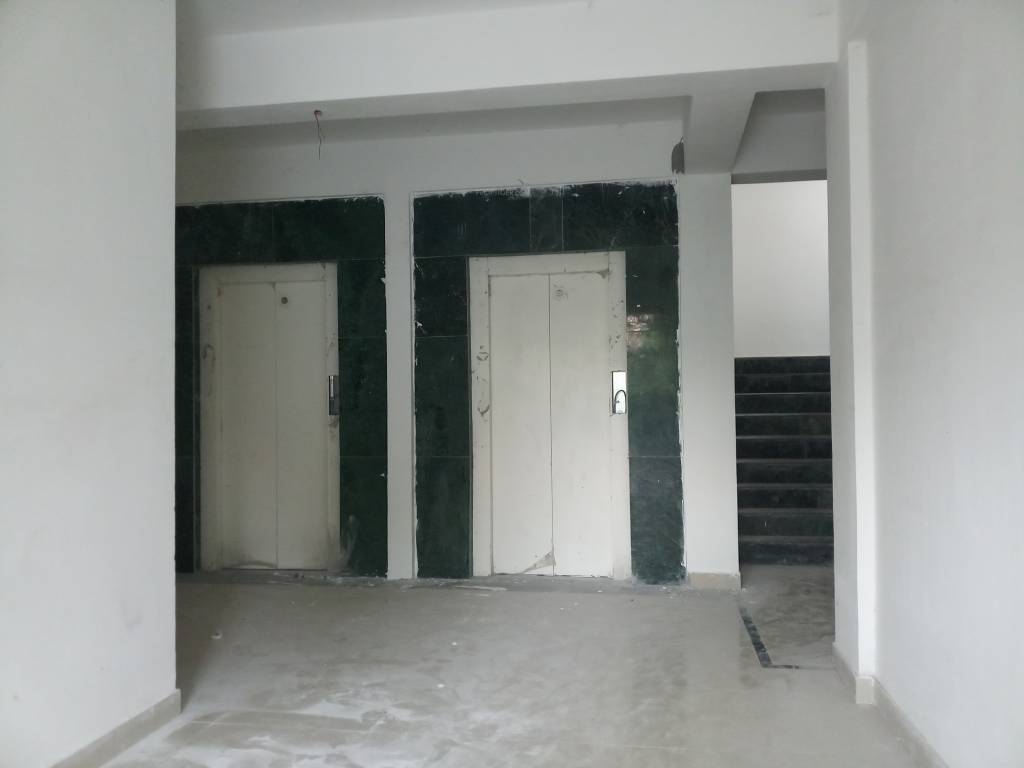  prime Lift Available