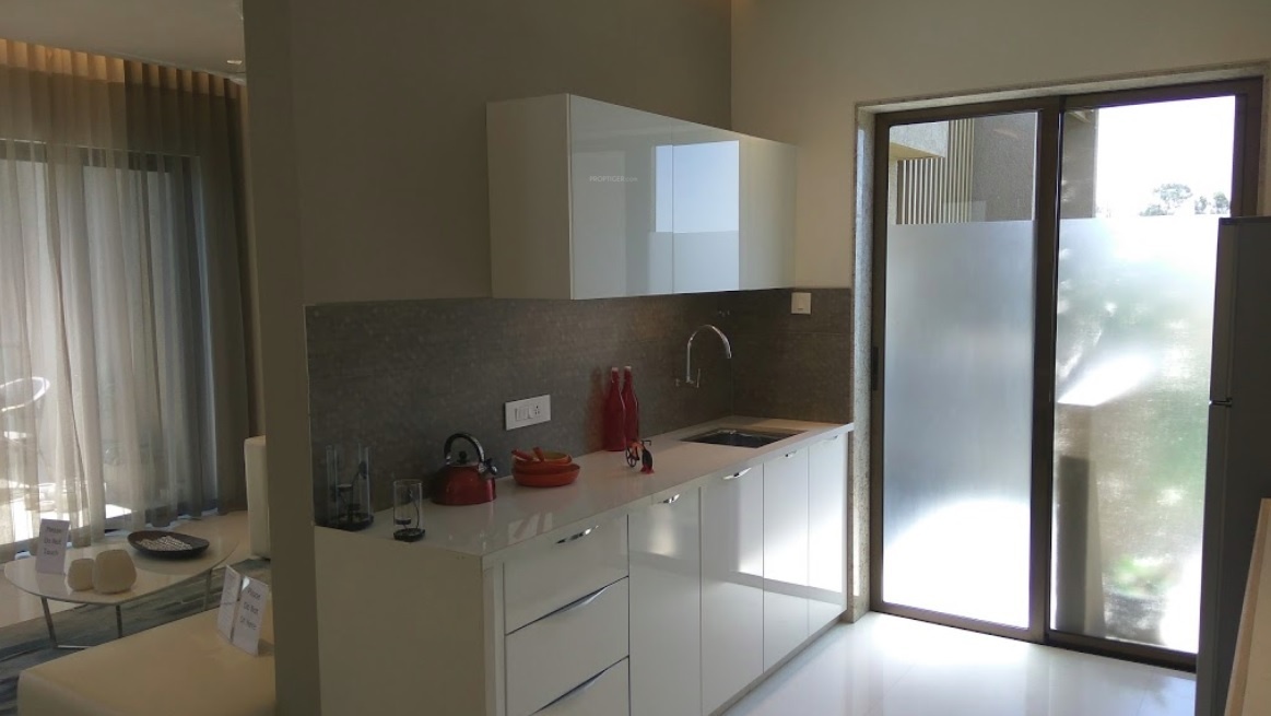 gateway phase ii villas Kitchen