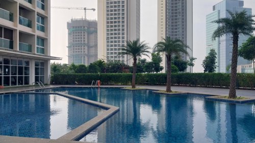  q-residences-r1 Swimming Pool