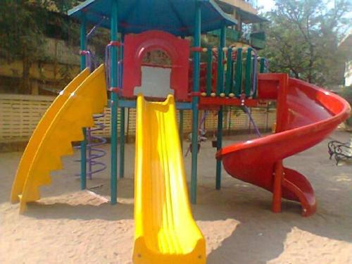  tharwani-rosalie-lx-type-e-aster-wing Children's play area