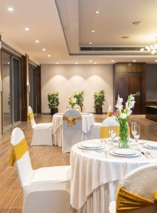  courtyard-rozanne Banquet Hall