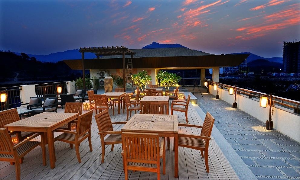  one wing g and h Others