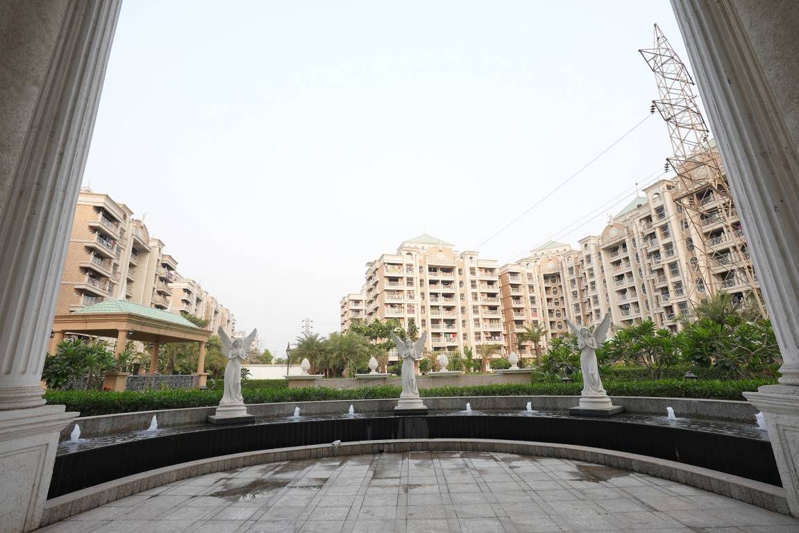 Tharwani Solitaire Phase III