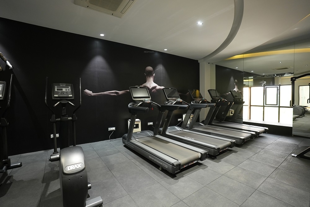 Tharwani Solitaire Phase III