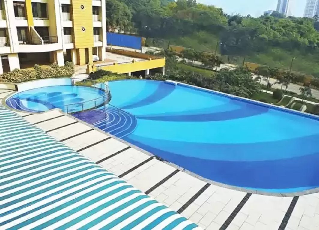  silver oak at prestige residency Swimming Pool