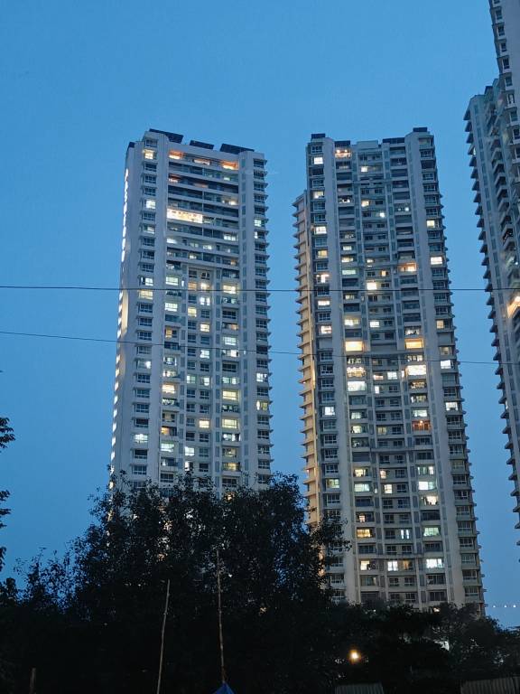  royale tower a Elevation