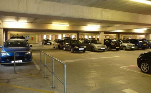 Car Parking regency Car Parking