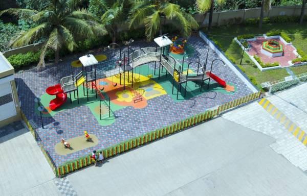  tree-town Children's play area