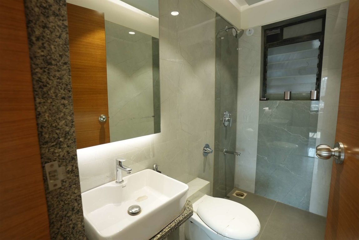 Tharwani Ariana Phase IV