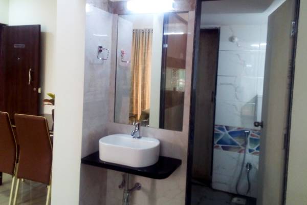 Images for Main Other of Triveni Dynamic Ultima Bliss