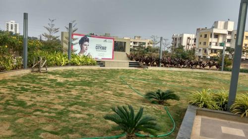  city-360-phase-2 Landscaped Gardens