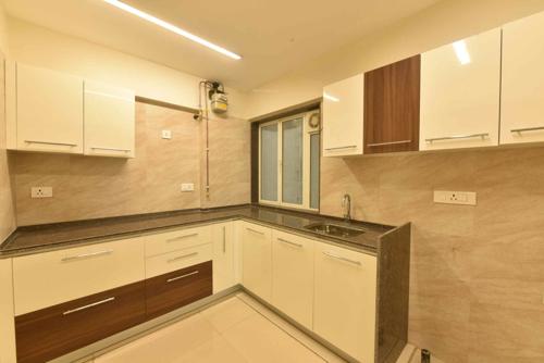  park-royale-c-d-wing Kitchen